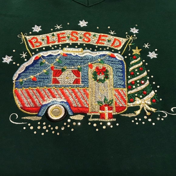 QF forest green 3/4 sleeve top with holiday camper — sparkly! (XL) - Picture 15 of 16